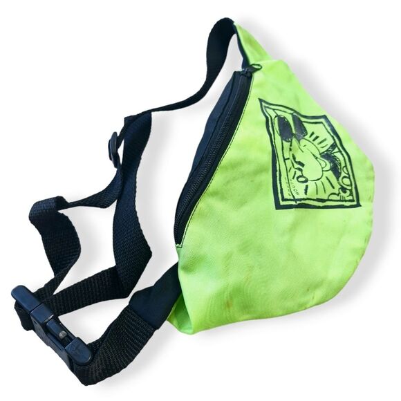 RARE VTG 1992 Disney World Neon Green Fresh Mouse Mickey Fanny Pack 90s - Picture 7 of 8